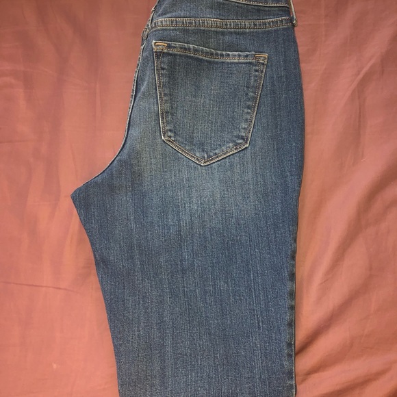 Old Navy Jeans - Picture 2 of 3